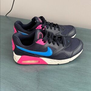 Nike Air Max Navy Sneakers with Blue and Pink Accents